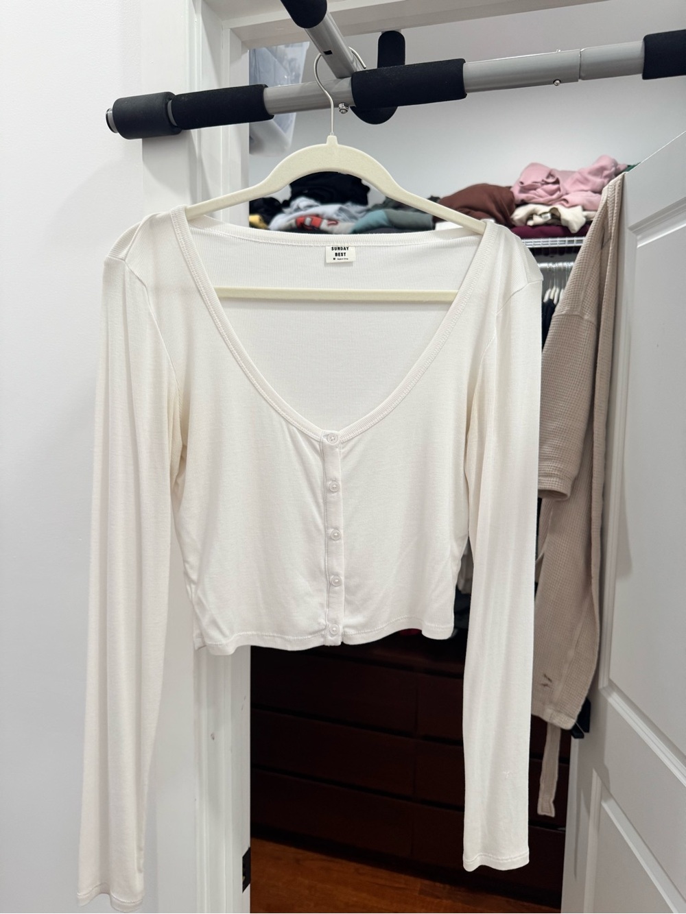 Sunday Best Cream Button-Front Long Sleeve Crop Top
